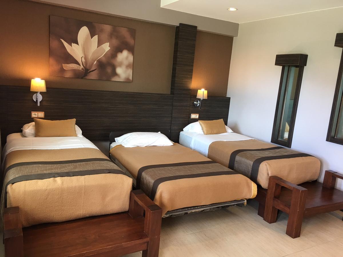 Hotel Colibri Коне Екстер'єр фото