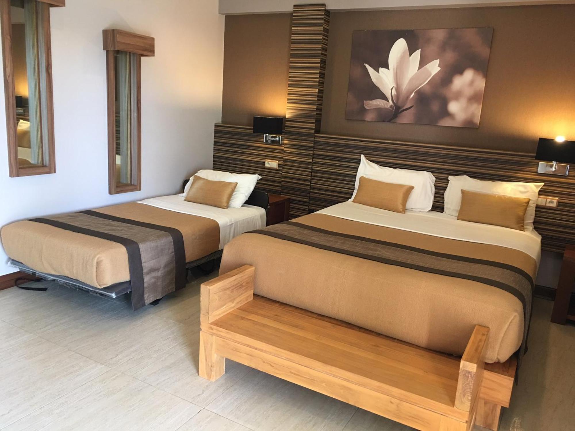 Hotel Colibri Коне Екстер'єр фото
